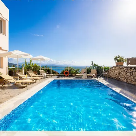 Cleo Villa *
