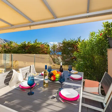 Cleo Βίλα Μπαρμπάτι