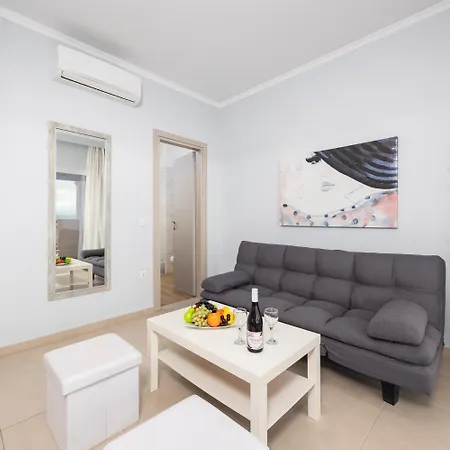 فيلة Cleo برباتي