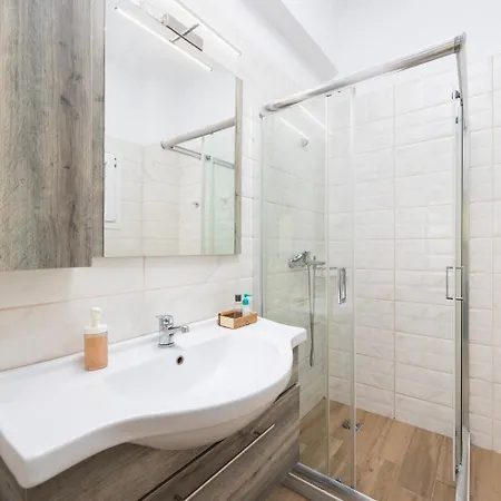 Willa Cleo *