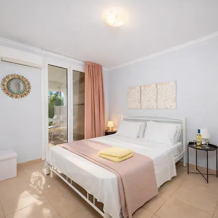 Cleo Villa Barbati