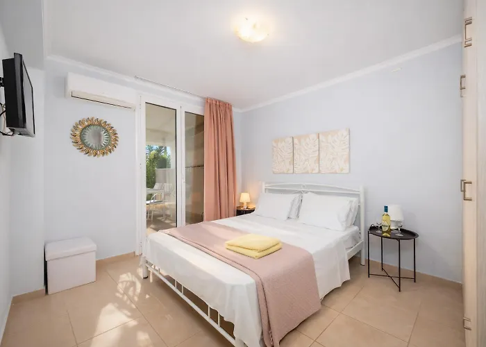 Cleo Villa Barbati
